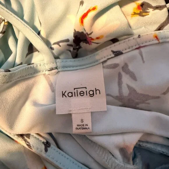 Kaileigh cold shoulder knit top - Picture 4 of 4